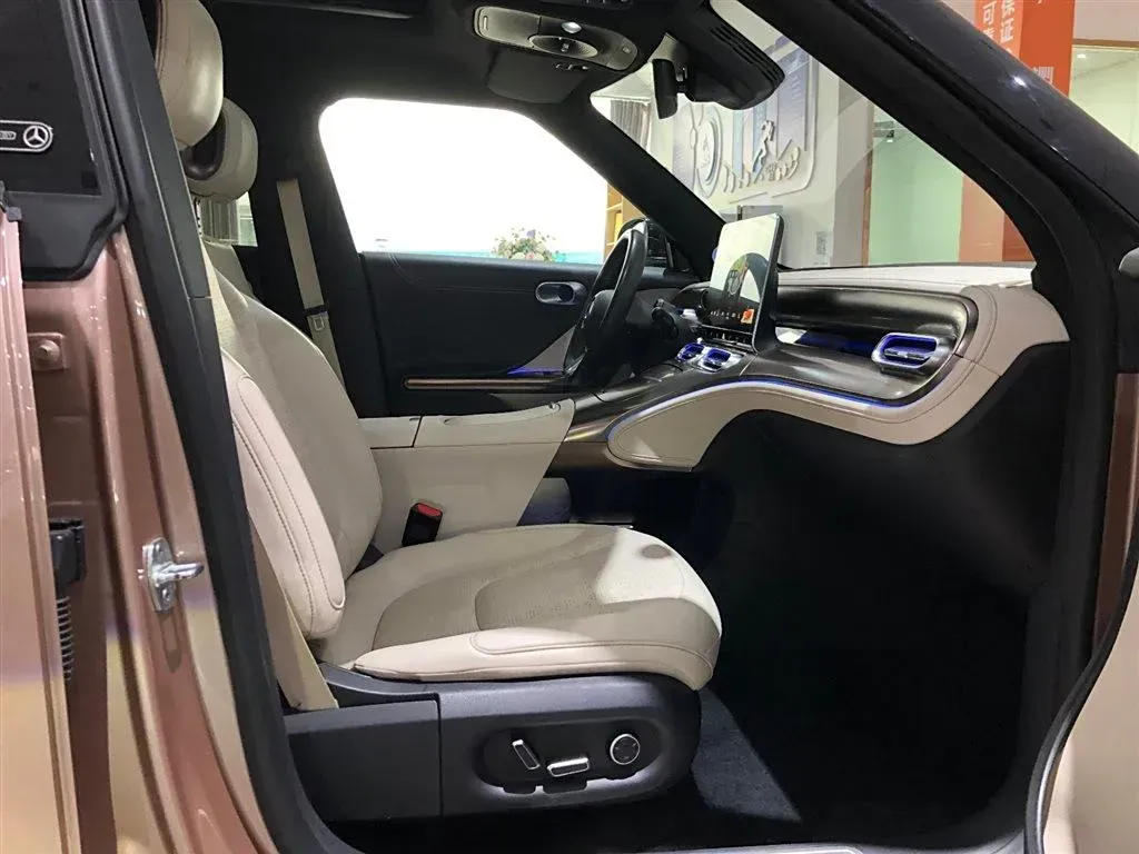 2022 Smart smart Elf 1 BEV 66KWH,autocango,china used car exporter,china ev exporter,chinese used car exporter,chinese used ev exporter