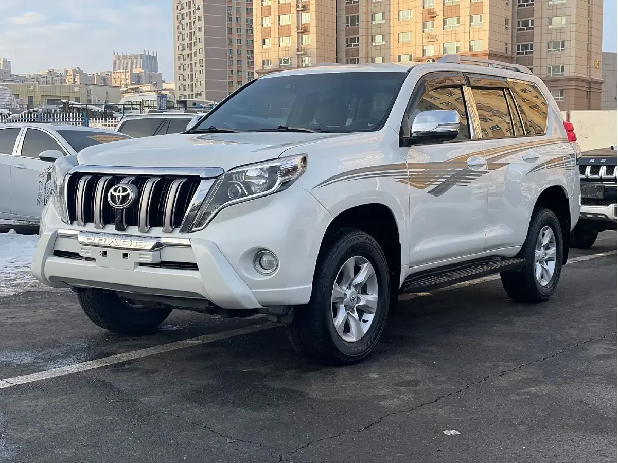 2014 Toyota Land Cruiser Prado 2.7L 163HP L4 5MT