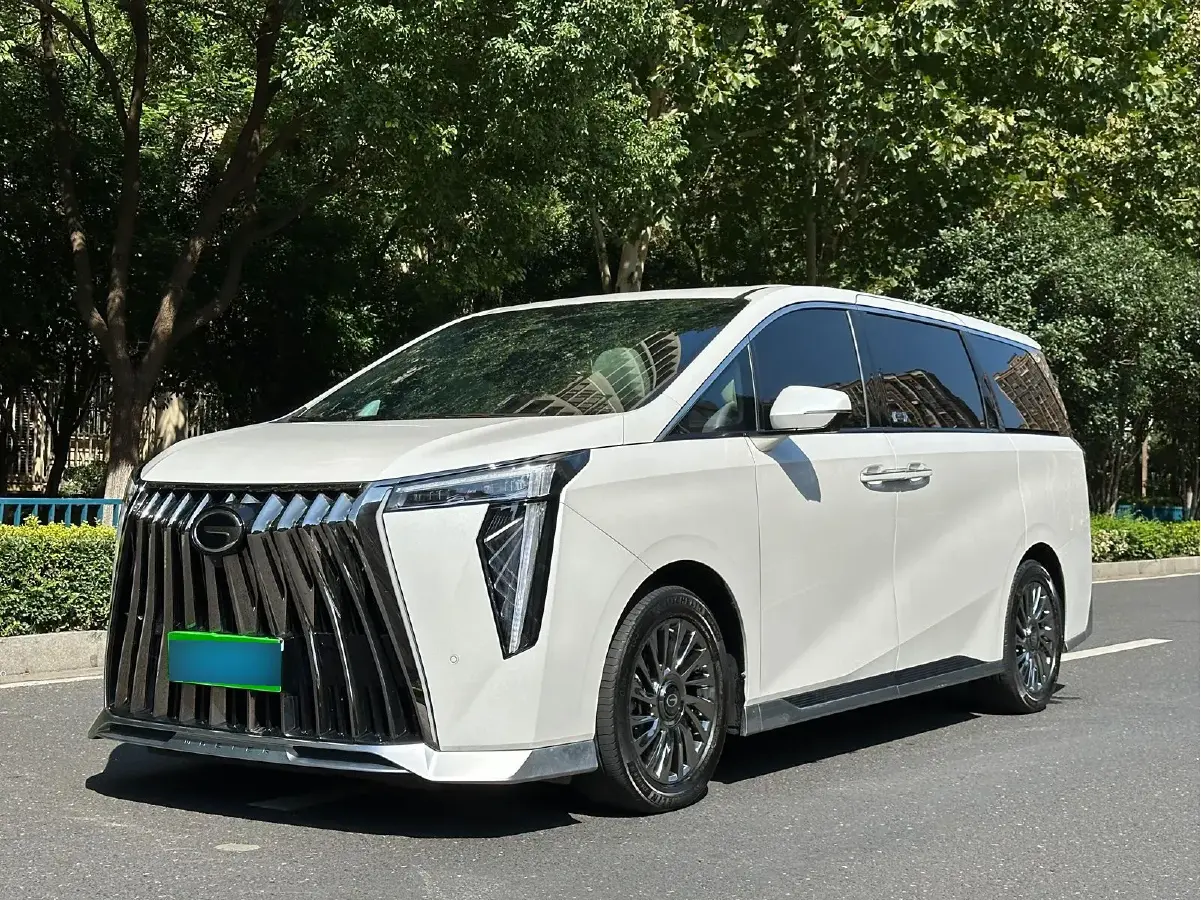 2023 GAC Trumpchi M8 2.0T 252HP L4 8AT