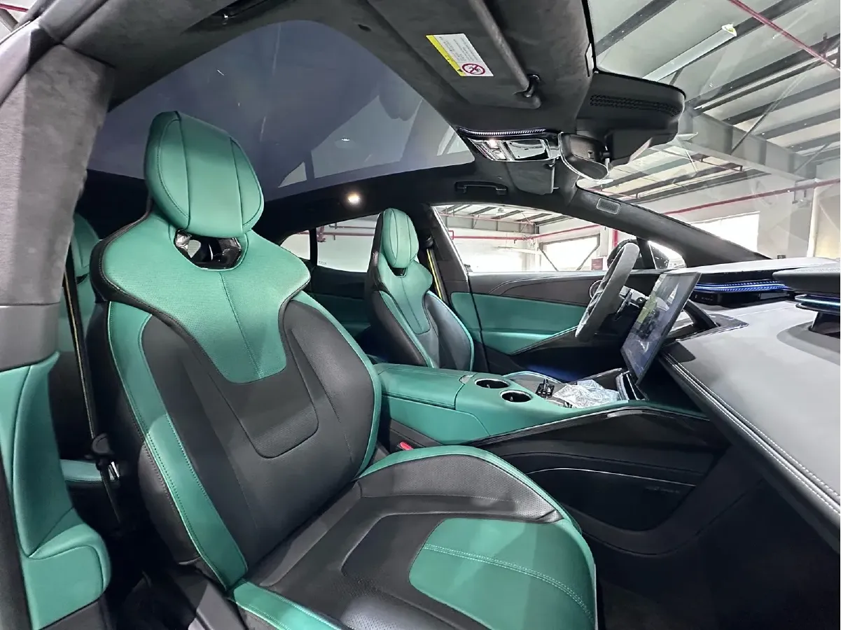 2023 Lotus ELETRE BEV 112KWH,autocango,china used car exporter,china ev exporter,chinese used car exporter,chinese used ev exporter