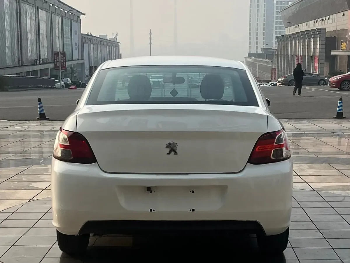 2014 Peugeot 301 1.6L 117HP L4 5MT,autocango,china used car exporter,china ev exporter,chinese used car exporter,chinese used ev exporter