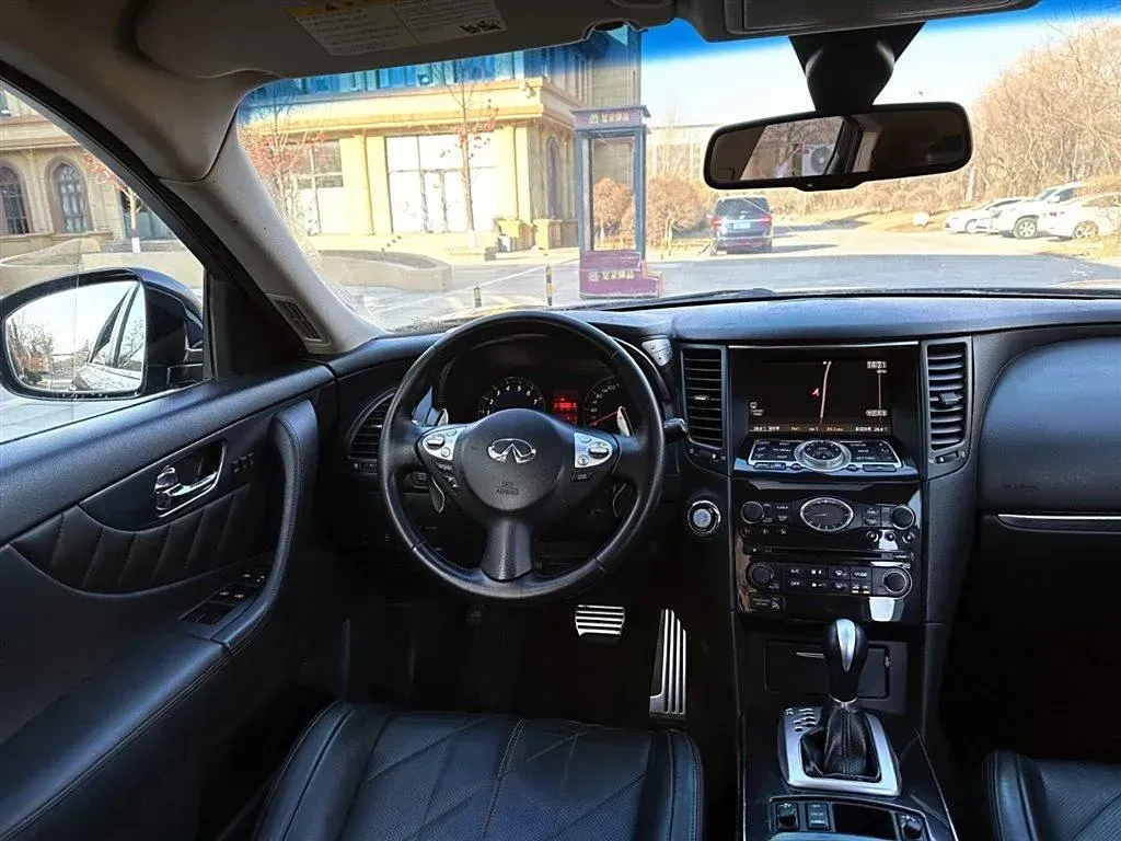 2011 Infiniti FX 3.5L 332HP V6 7AT,autocango,china used car exporter,china ev exporter,chinese used car exporter,chinese used ev exporter