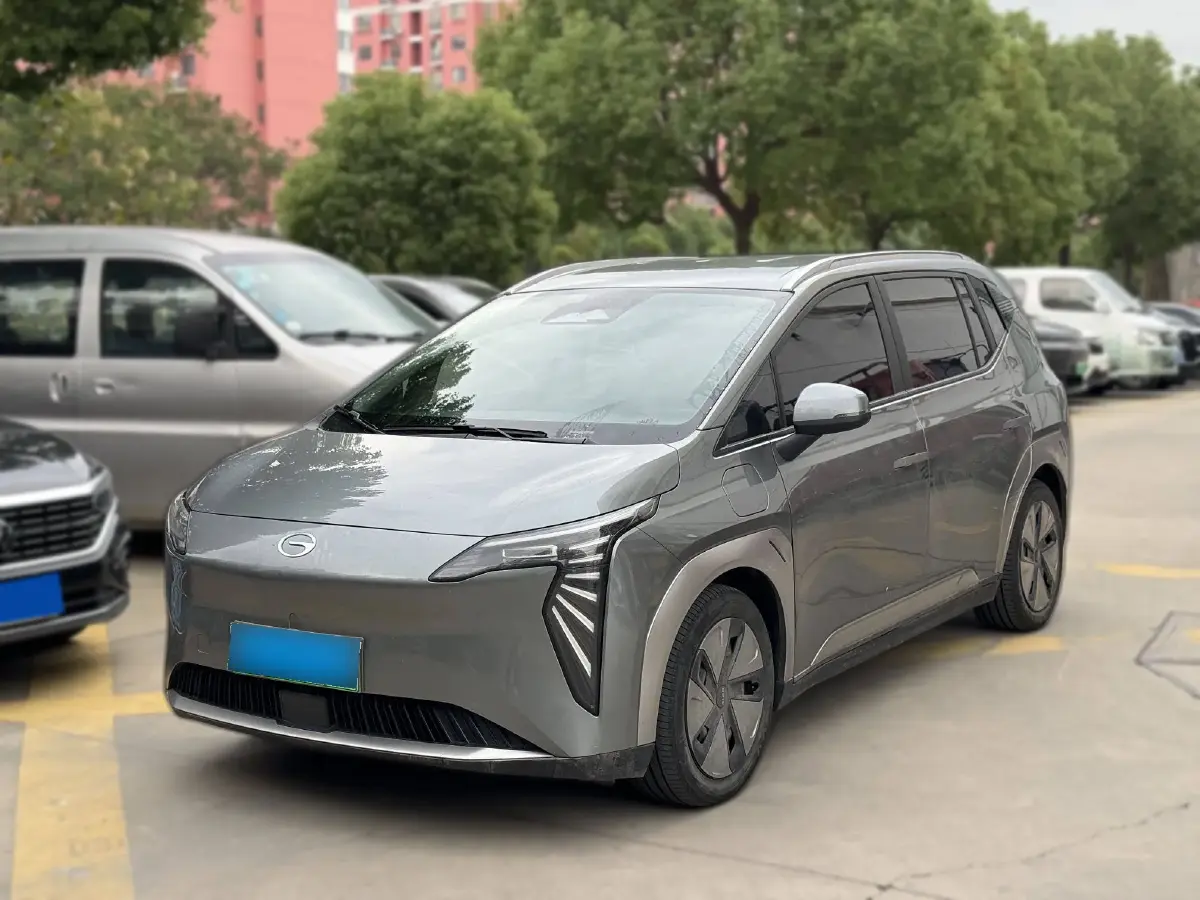 2023 Aion Y BEV 61.7KWH