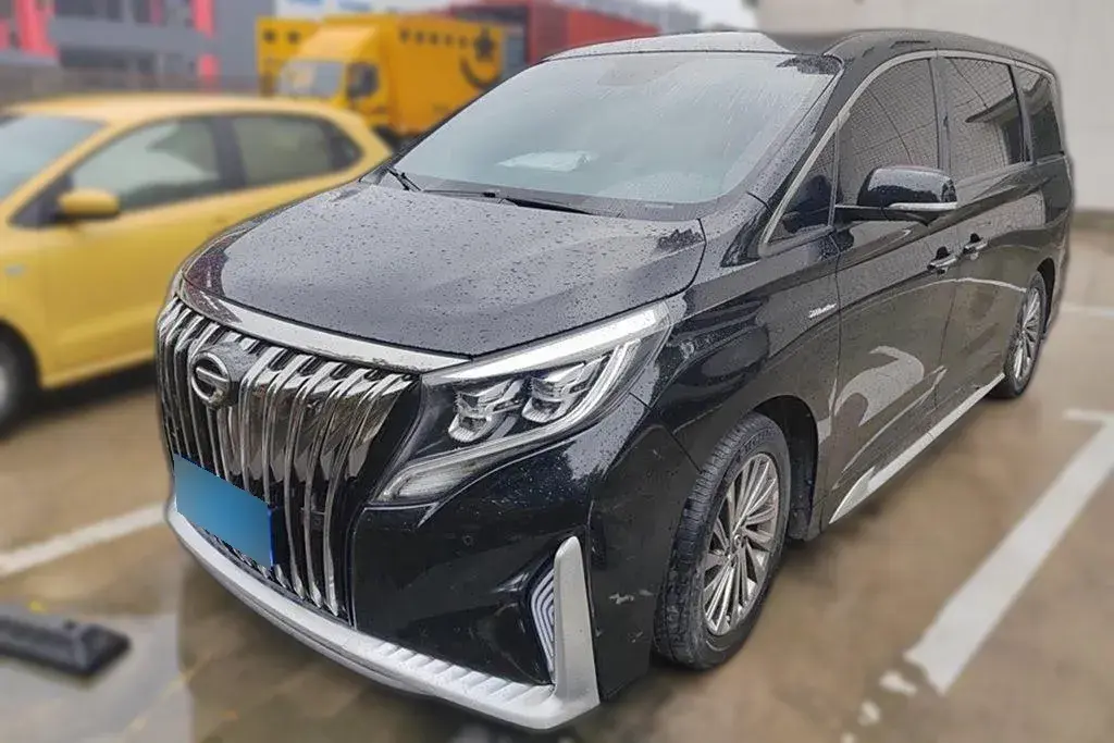 2021 GAC Trumpchi M8 2.0T 252HP L4 8AT