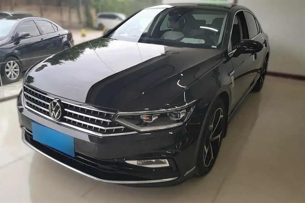 2023 Volkswagen Magotan 2.0T 186HP L4 7DCT