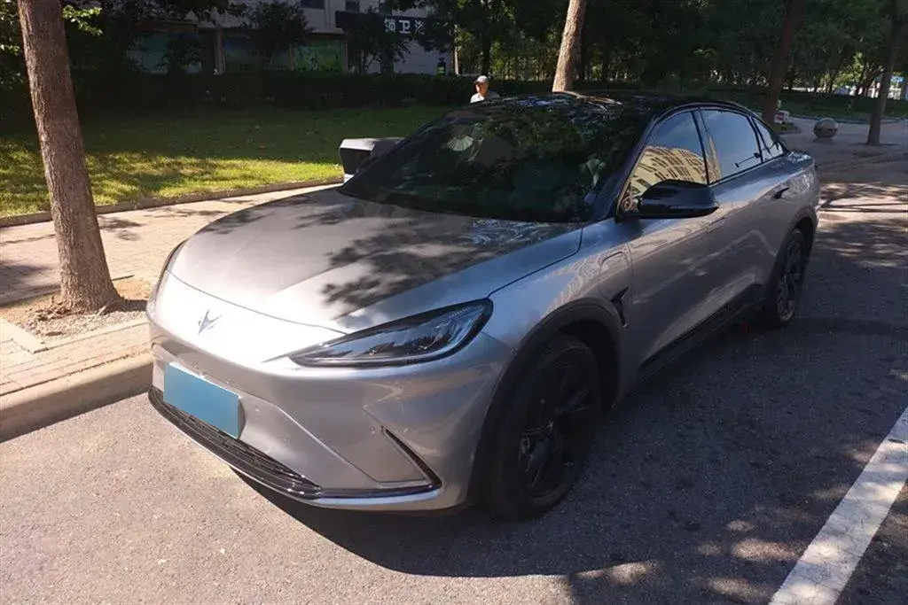 2023 ARCFOX αS BEV 93.6KWH