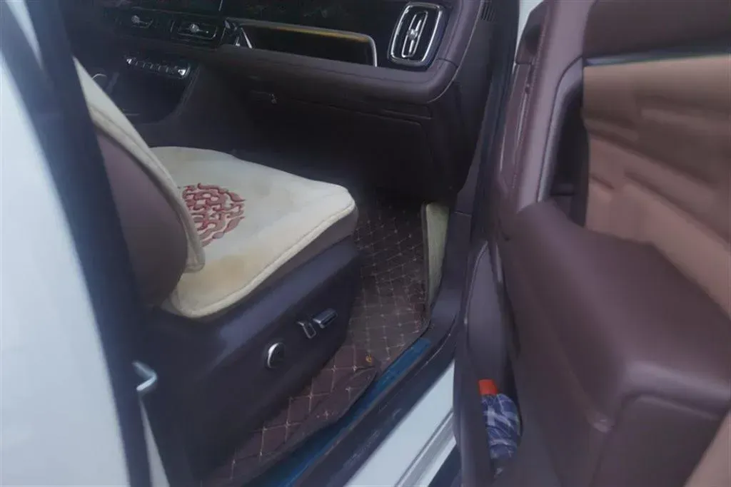 2022 BeiJing BJ60 2.0T 267HP L4 8AT,autocango,china used car exporter,china ev exporter,chinese used car exporter,chinese used ev exporter