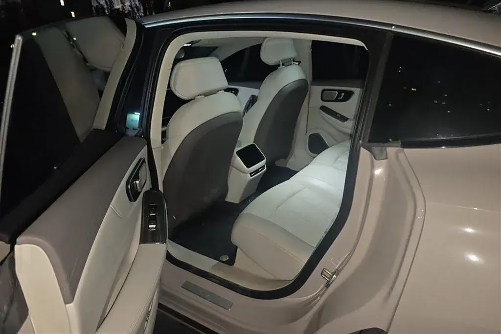 2023 Rising Auto F7 BEV 77KWH,autocango,china used car exporter,china ev exporter,chinese used car exporter,chinese used ev exporter