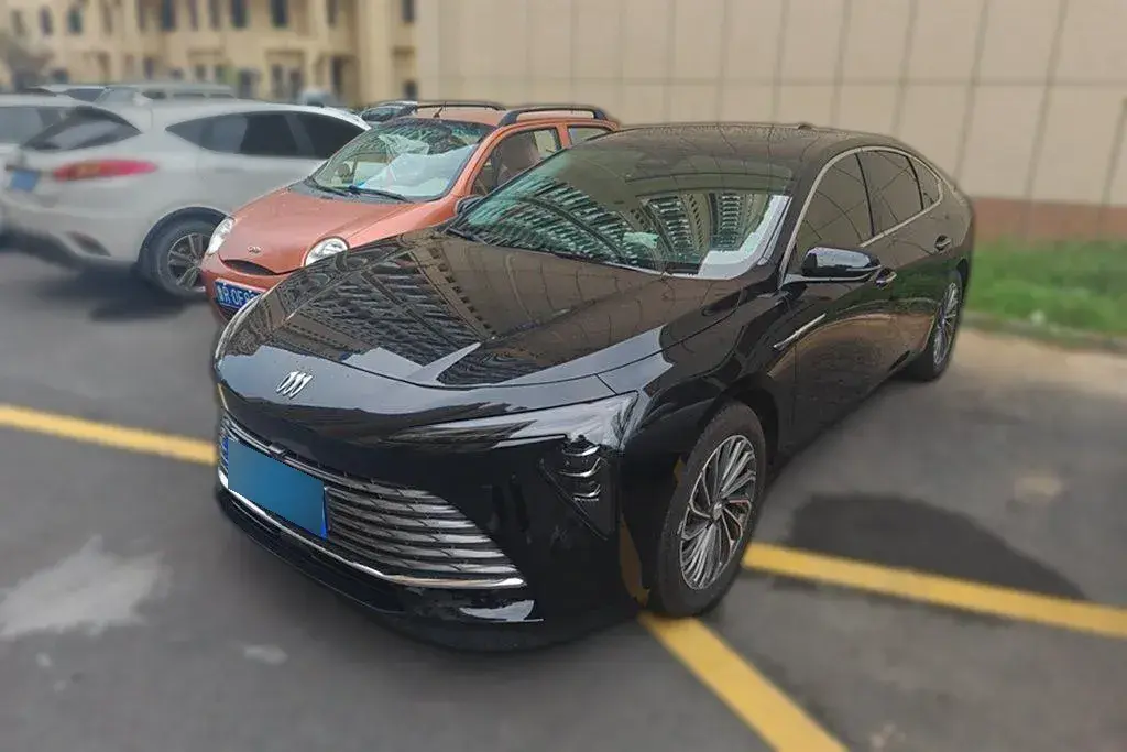 2023 Buick Larcosse 2.0T 237HP L4 9AT