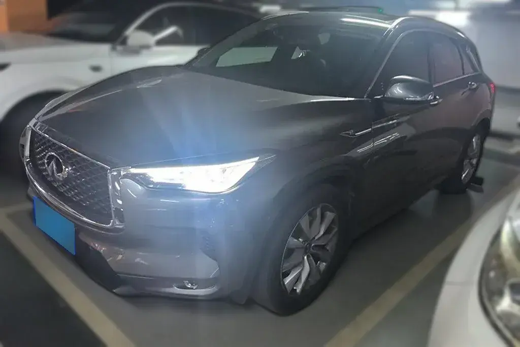 2018 Infiniti QX50 2.0T 245HP L4 CVT