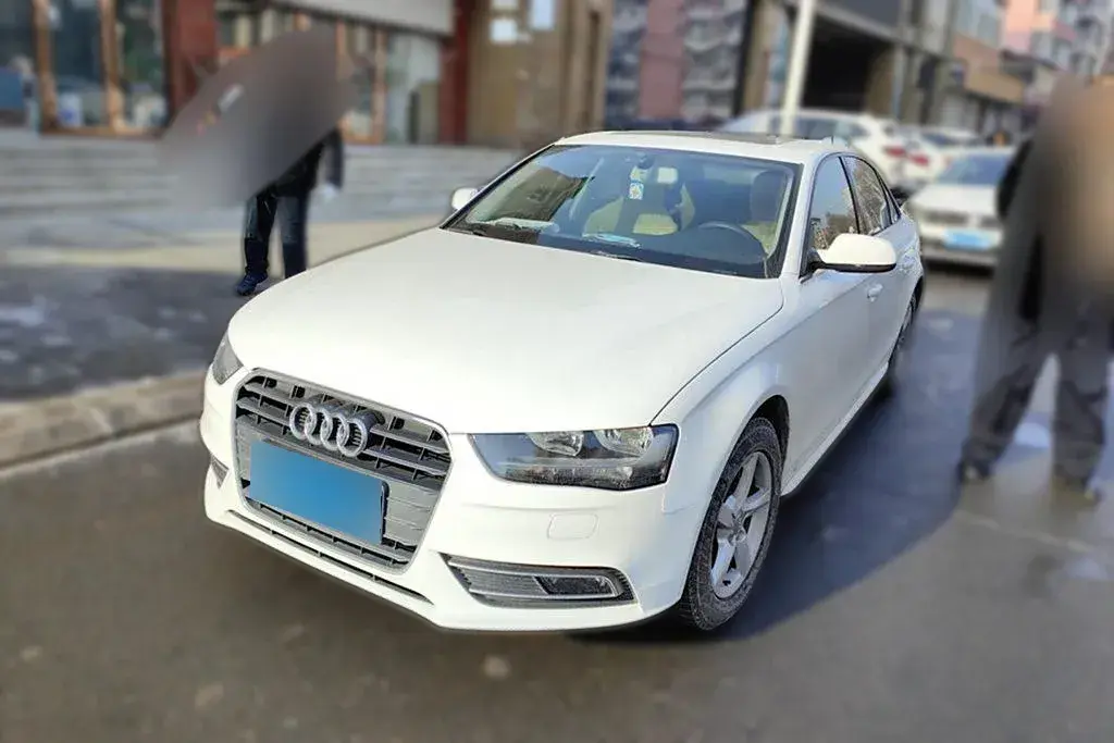 2013 Audi A4L 1.8T 160HP L4 6MT