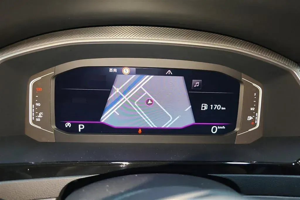 2023 Volkswagen CC 2.0T 220HP L4 7DCT,autocango,china used car exporter,china ev exporter,chinese used car exporter,chinese used ev exporter