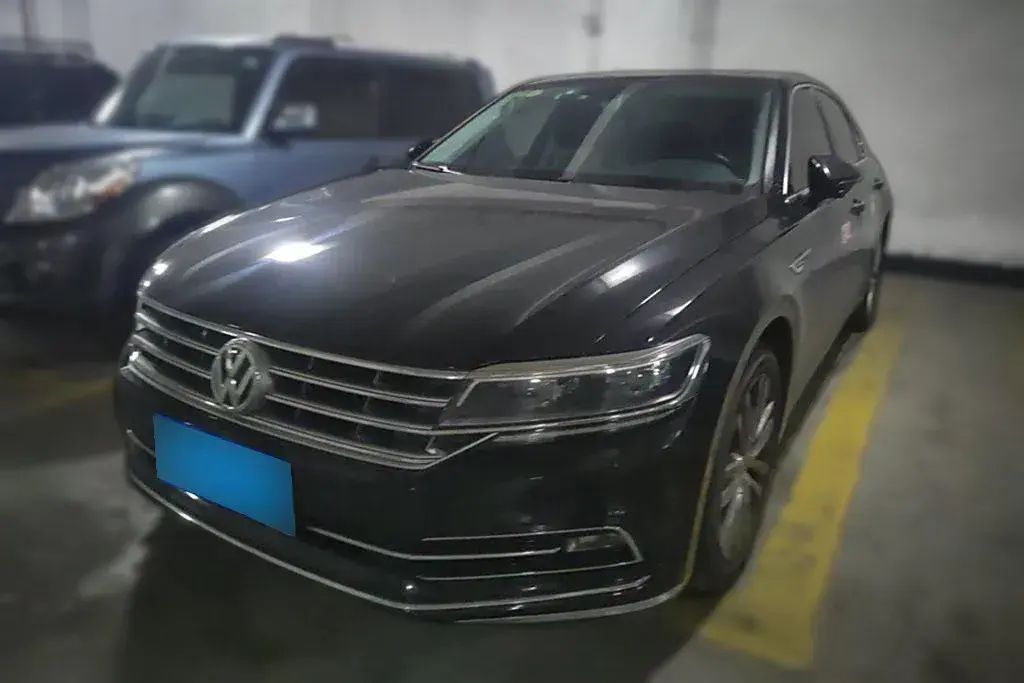 2019 Volkswagen Phideon 2.0T 224HP L4 7DCT