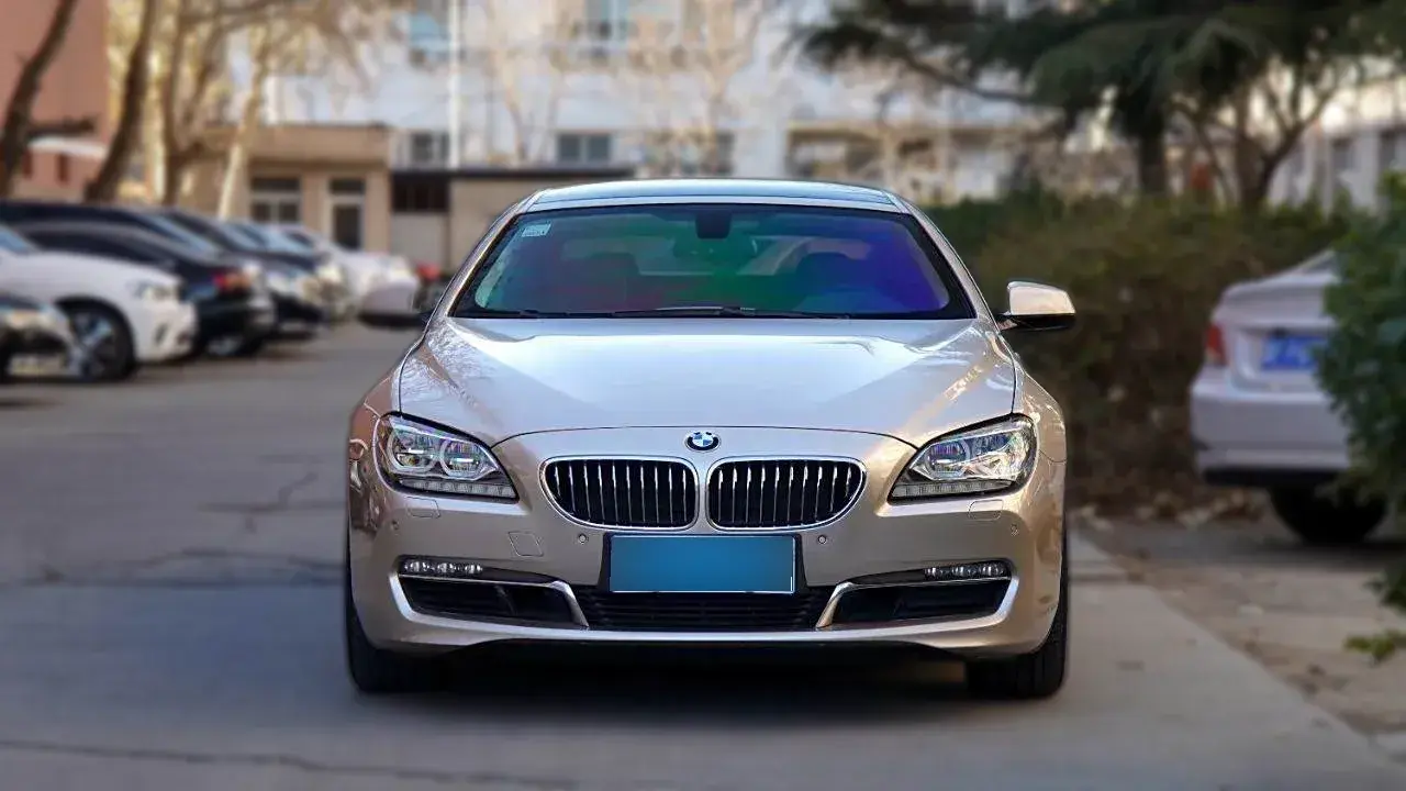 2013 BMW 6 Series 3.0T 320HP L6 8AT