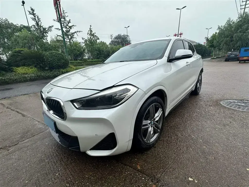 2021 BMW X2 2.0T 192HP L4 7DCT