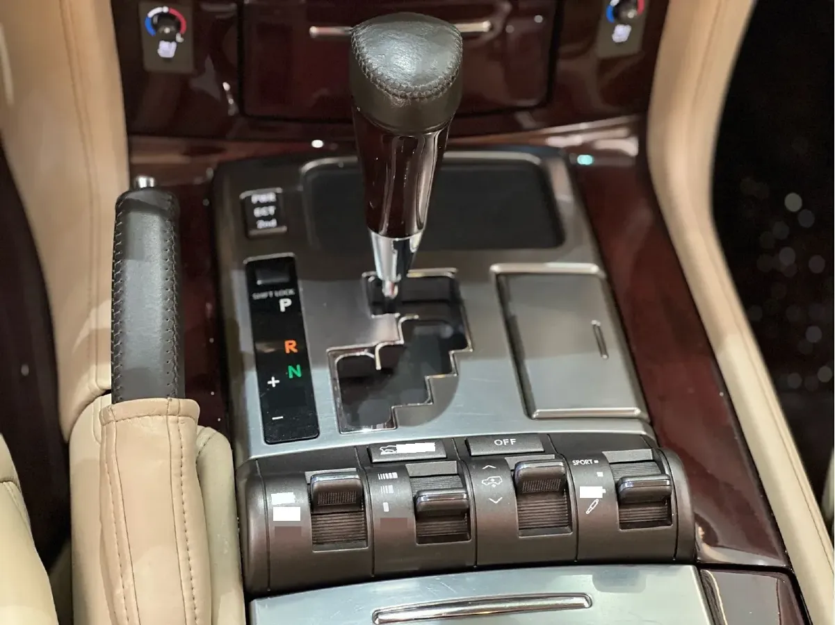 2009 Lexus LX 5.7L 367HP V8 6AT,autocango,china used car exporter,china ev exporter,chinese used car exporter,chinese used ev exporter