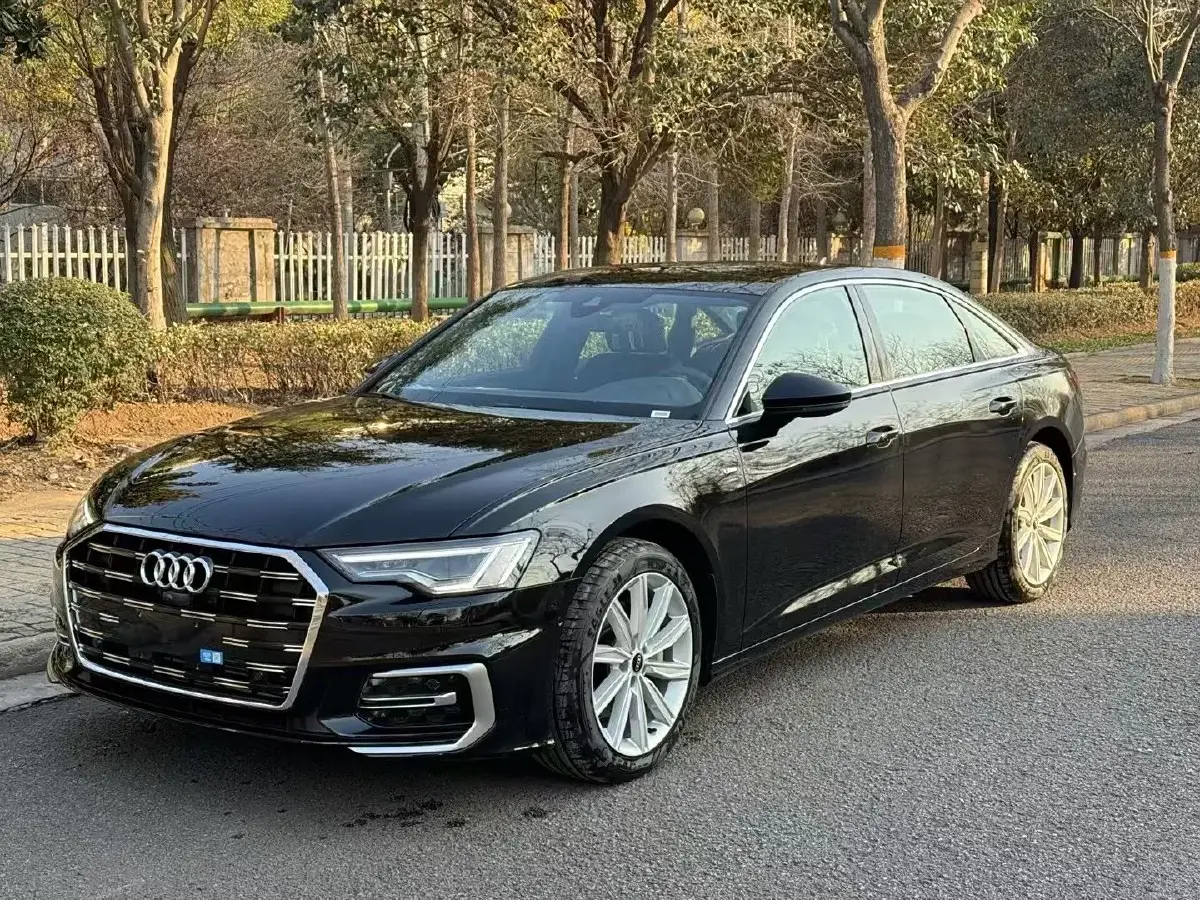 2024 Audi A6L 2.0T 245HP L4 7DCT