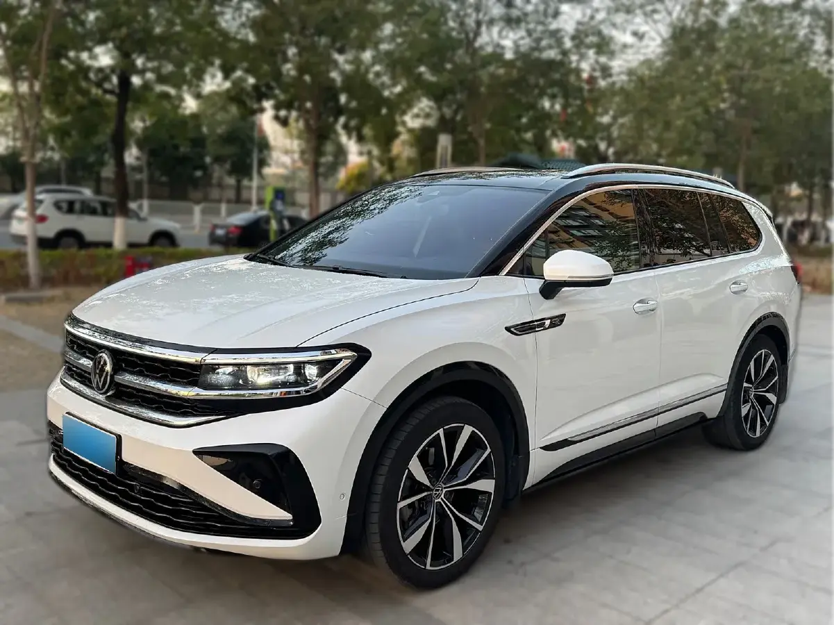 2021 Volkswagen Talagon 2.0T 220HP L4 7DCT