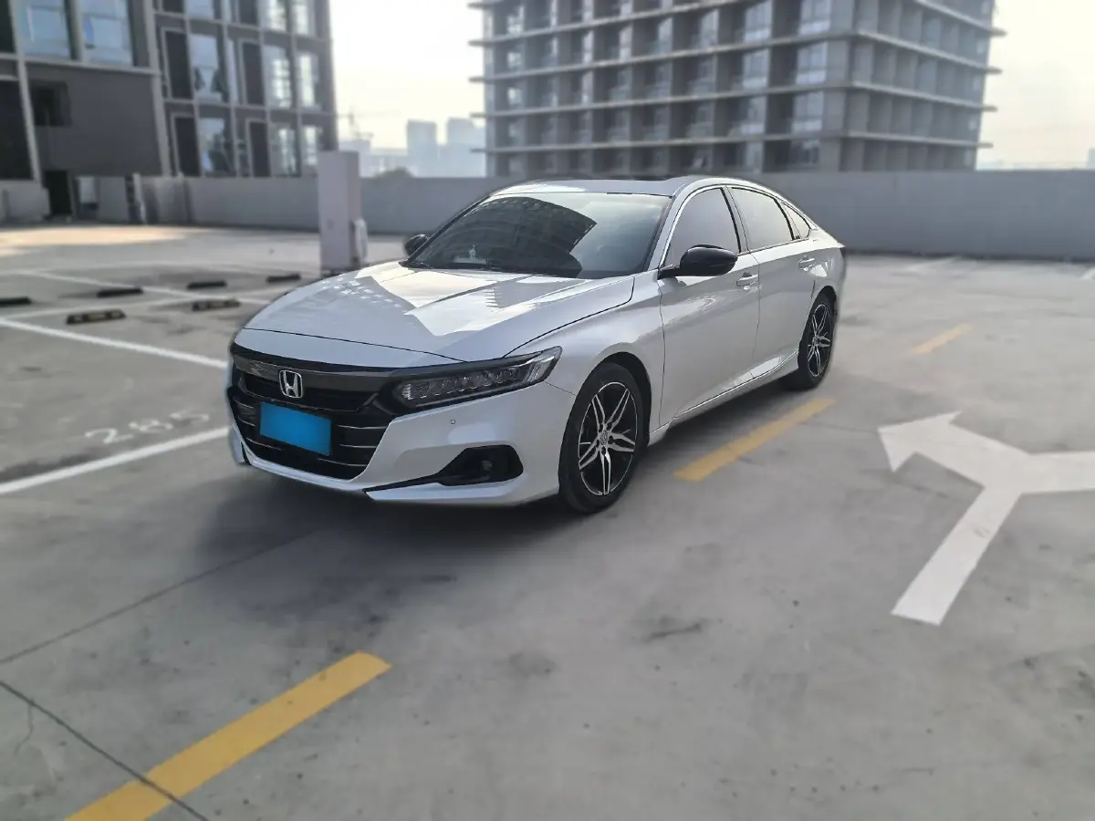 2022 Honda Accord 1.5T 194HP L4 CVT
