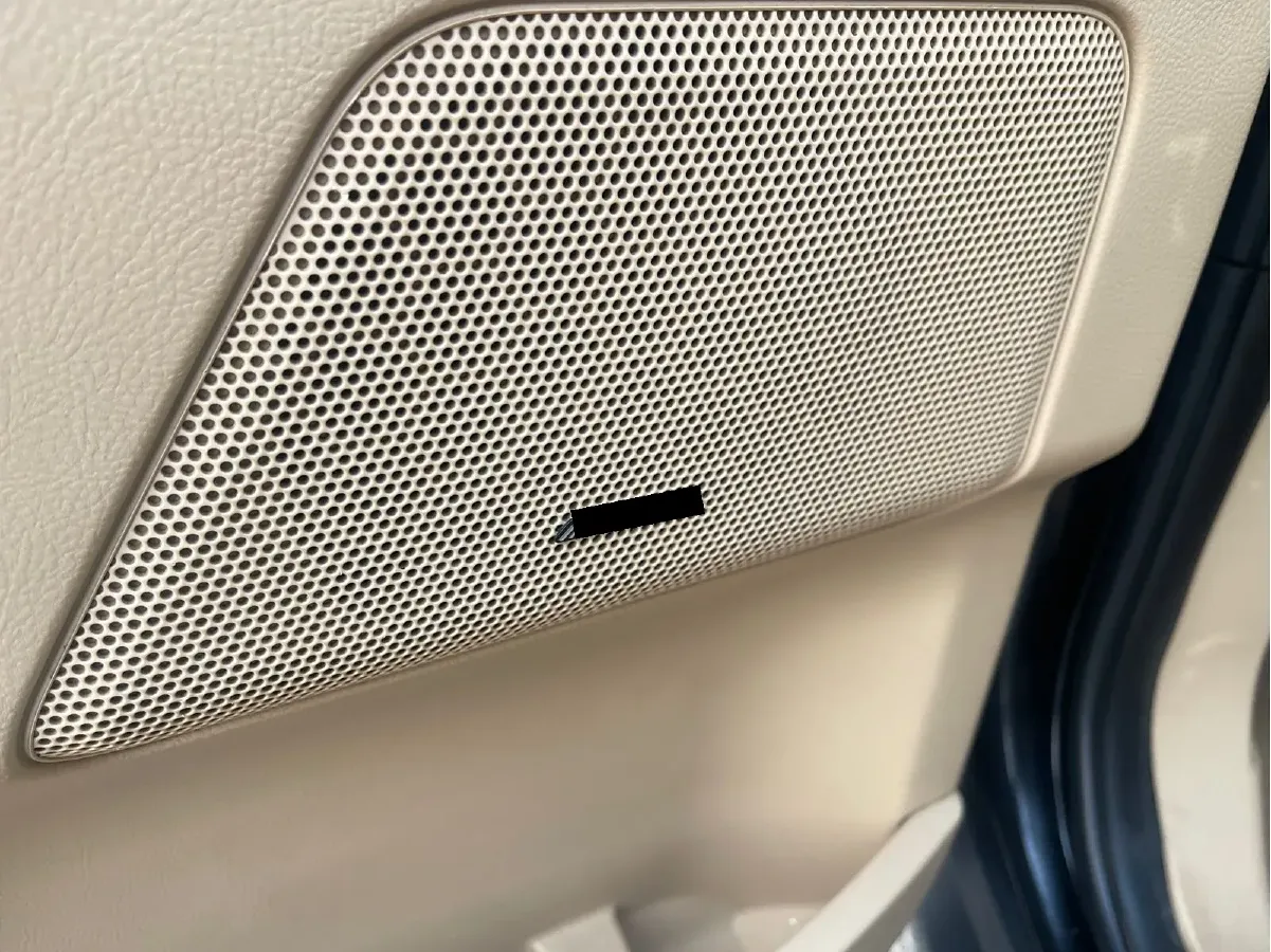 2009 Land Rover Freelander 2 3.2L 233HP L6 6AT,autocango,china used car exporter,china ev exporter,chinese used car exporter,chinese used ev exporter