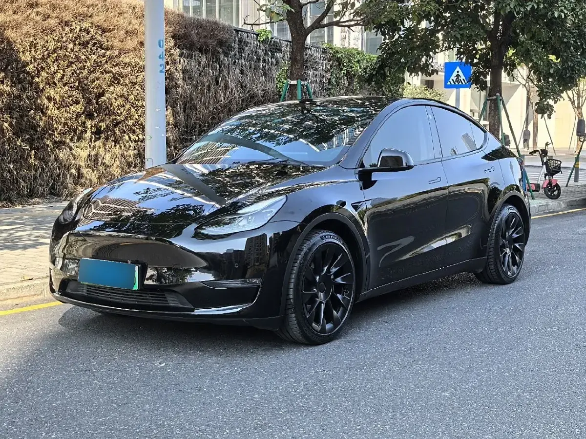 2021 Tesla Model Y BEV 60KWH