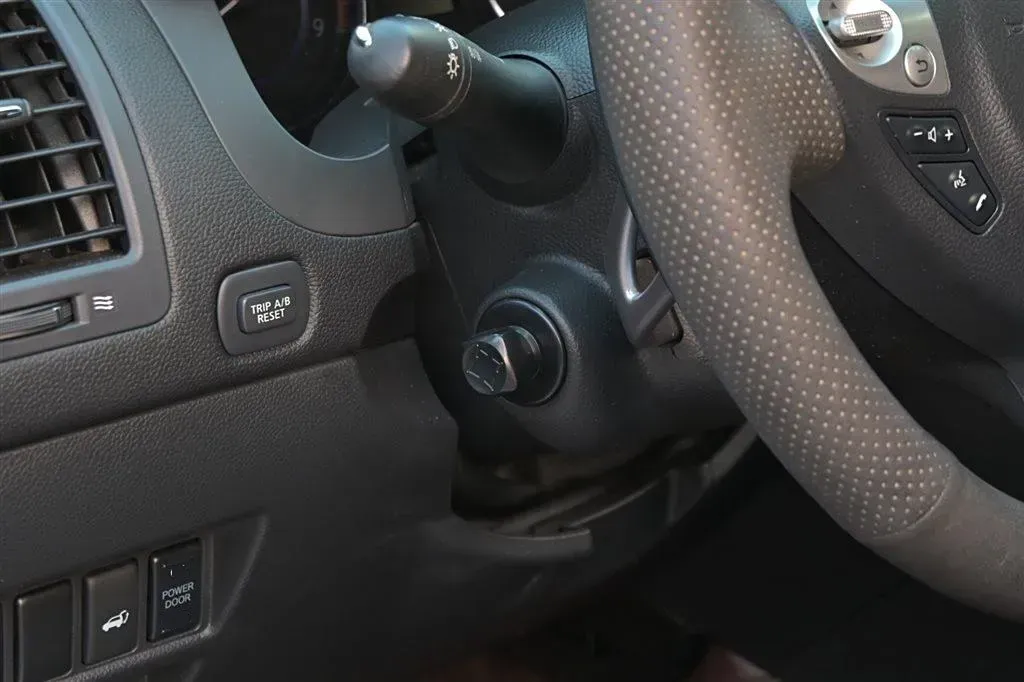 2015 Infiniti QX70 3.7L 351HP V6 7AT,autocango,china used car exporter,china ev exporter,chinese used car exporter,chinese used ev exporter