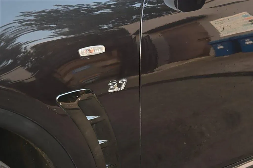 2015 Infiniti QX70 3.7L 351HP V6 7AT,autocango,china used car exporter,china ev exporter,chinese used car exporter,chinese used ev exporter