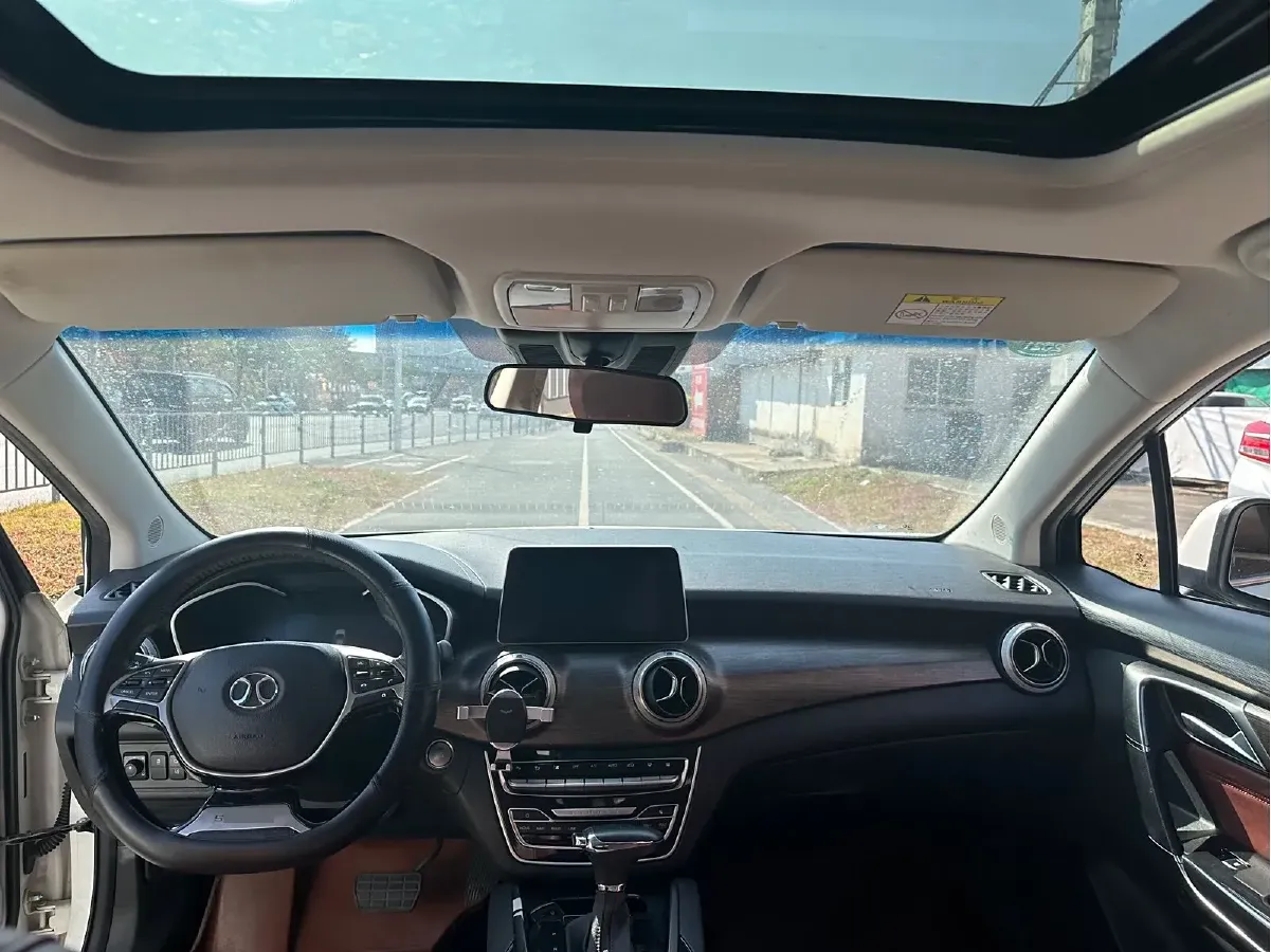 2018 BeiJing Auto Senova D50 1.5L 116HP L4 CVT,autocango,china used car exporter,china ev exporter,chinese used car exporter,chinese used ev exporter