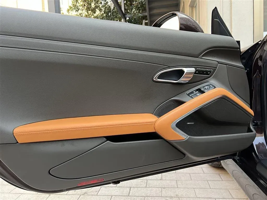 2015 Porsche Boxster 2.7L 265HP H6 7DCT,autocango,china used car exporter,china ev exporter,chinese used car exporter,chinese used ev exporter