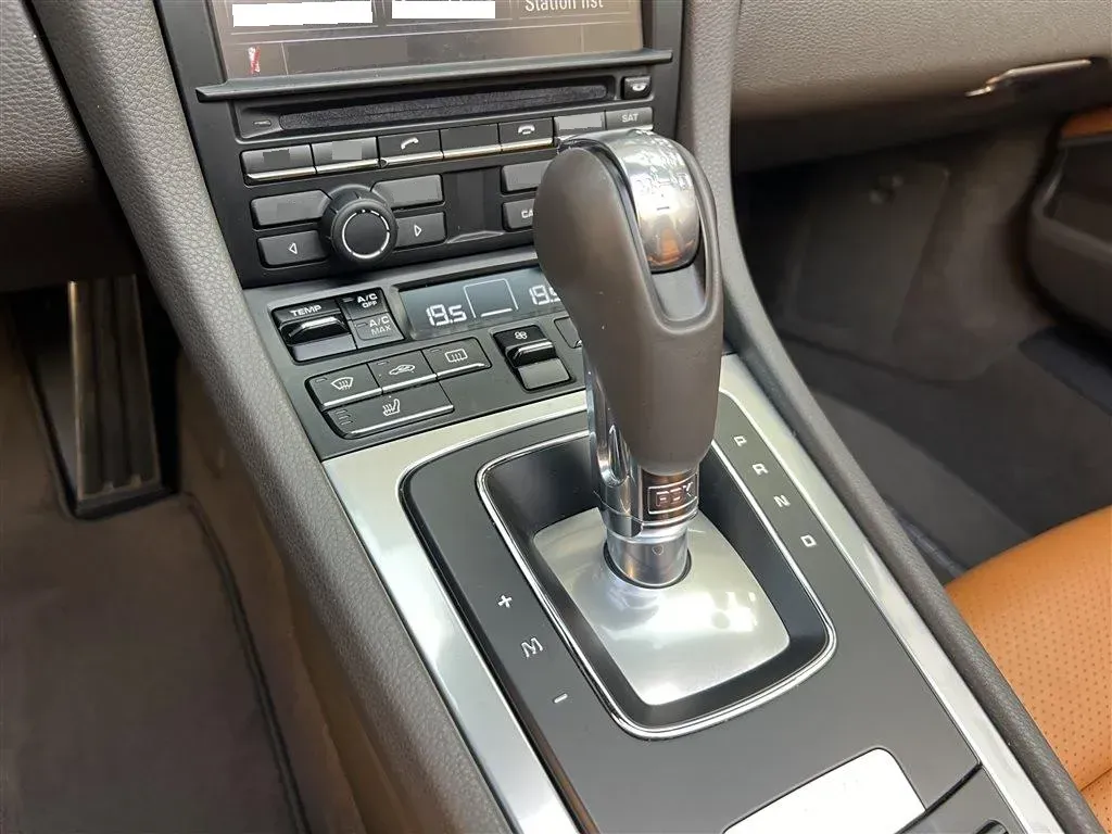 2015 Porsche Boxster 2.7L 265HP H6 7DCT,autocango,china used car exporter,china ev exporter,chinese used car exporter,chinese used ev exporter