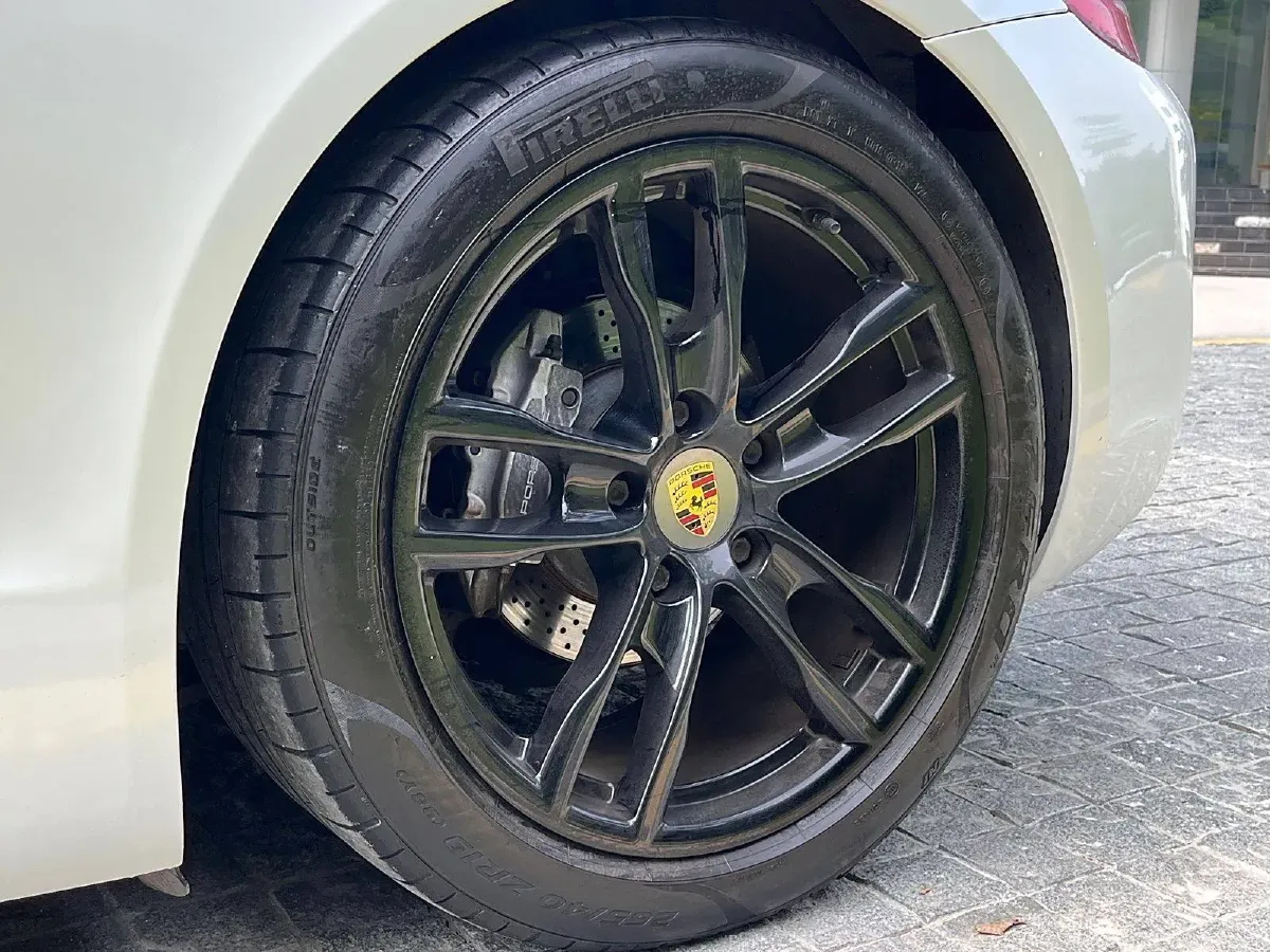 2015 Porsche Cayman 2.7L 275HP H6 7DCT,autocango,china used car exporter,china ev exporter,chinese used car exporter,chinese used ev exporter