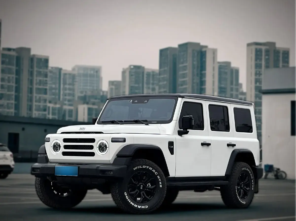 2024 212 212 T01 2.0T 252HP L4 8AT