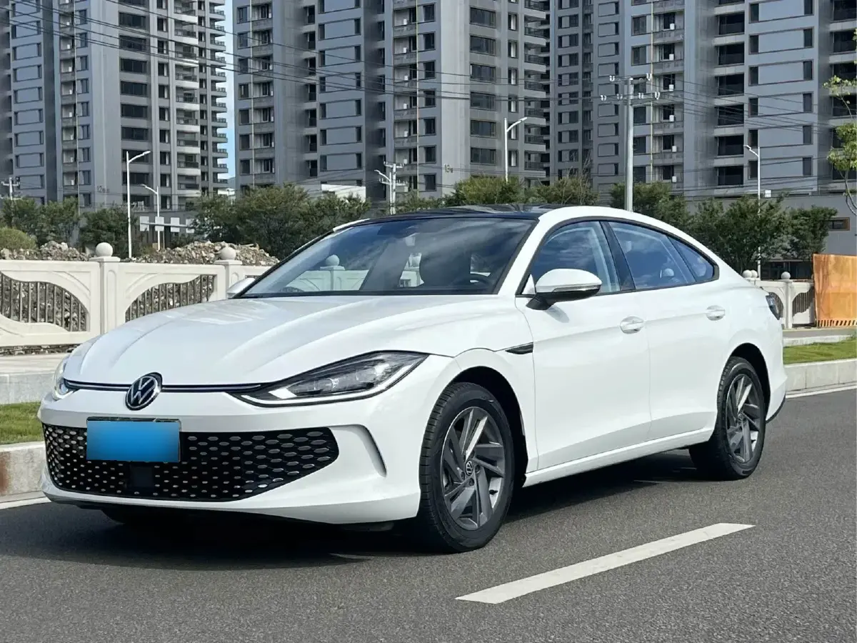 2023 Volkswagen Lamando 1.4T 150HP L4 7DCT