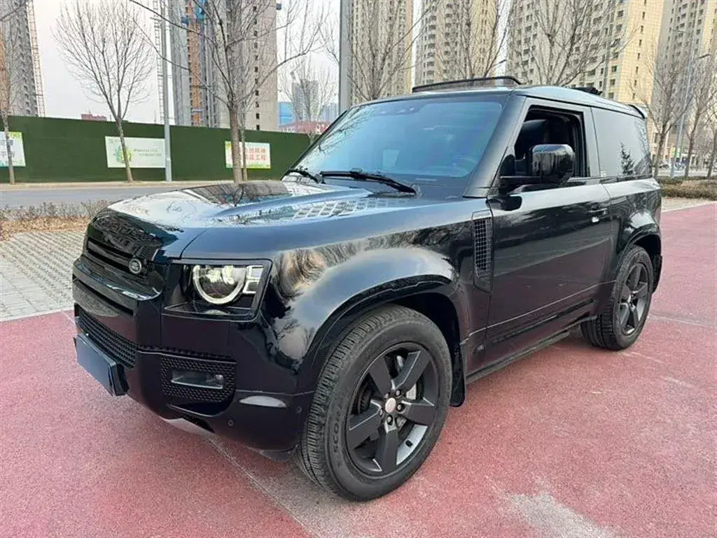 2022 Land Rover Defender 2.0T 300HP L4 8AT