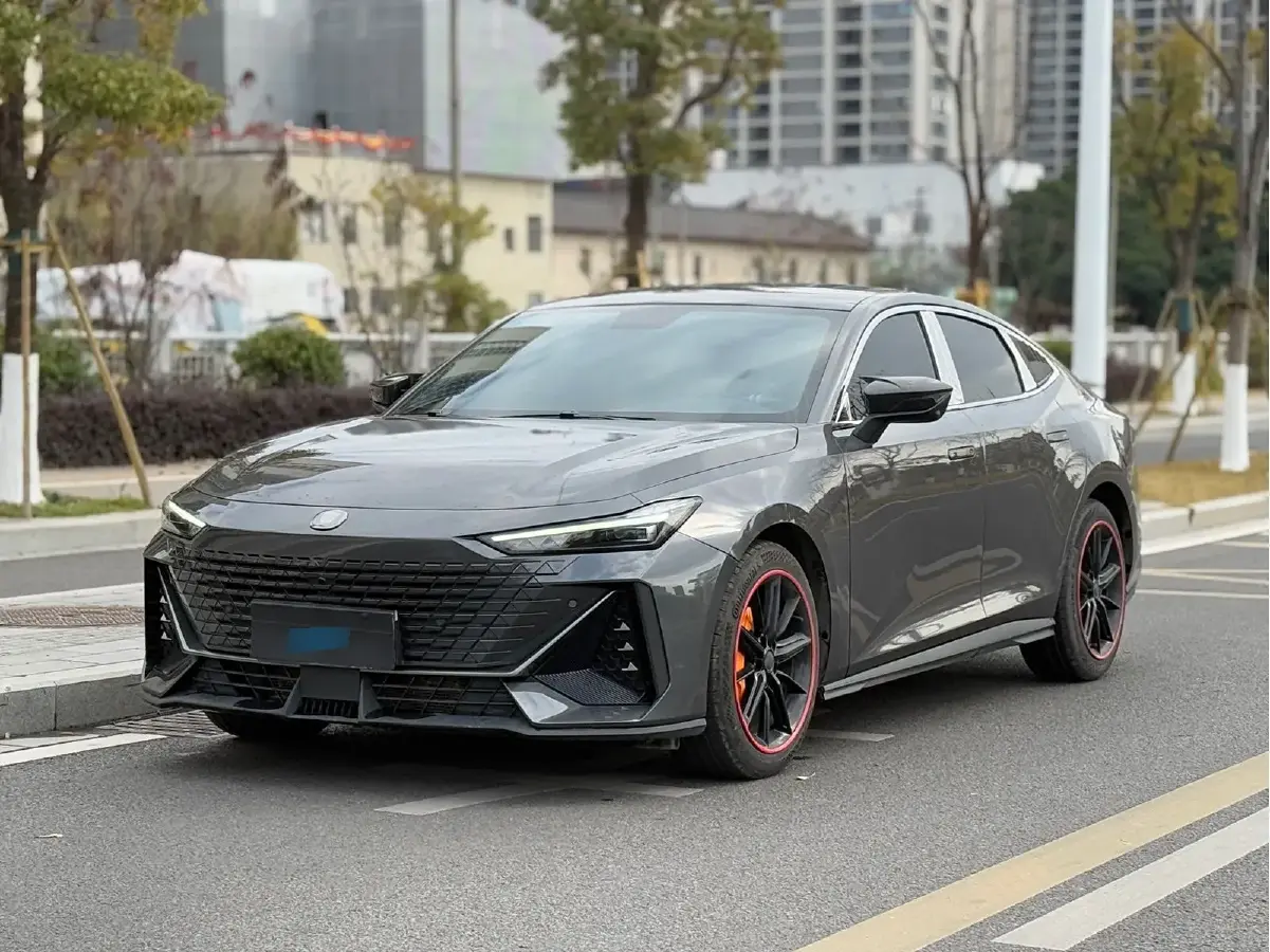 2023 ChangAn UNI-V 1.5T 188HP L4 7DCT