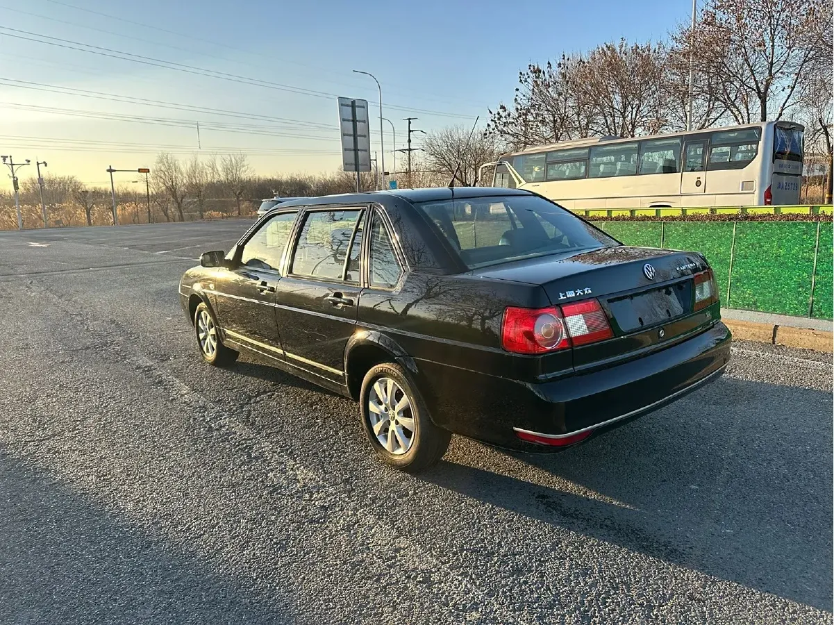 2004 Volkswagen Santana Vista 1.8L 101HP L4 5MT,autocango,china used car exporter,china ev exporter,chinese used car exporter,chinese used ev exporter