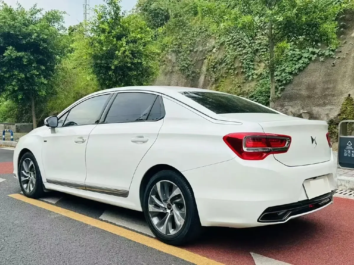 2014 DS 5LS 1.6T 163HP L4 6AT,autocango,china used car exporter,china ev exporter,chinese used car exporter,chinese used ev exporter