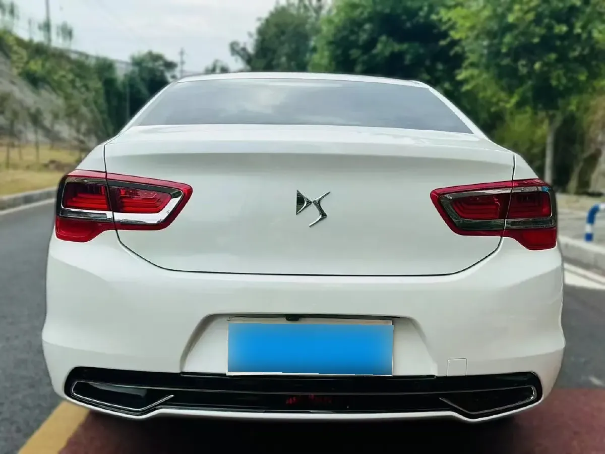 2014 DS 5LS 1.6T 163HP L4 6AT,autocango,china used car exporter,china ev exporter,chinese used car exporter,chinese used ev exporter