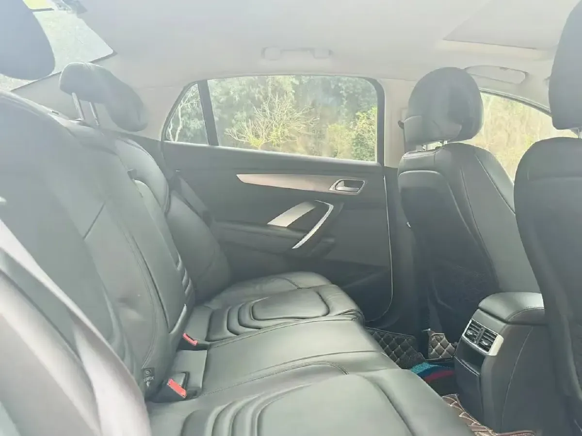 2014 DS 5LS 1.6T 163HP L4 6AT,autocango,china used car exporter,china ev exporter,chinese used car exporter,chinese used ev exporter