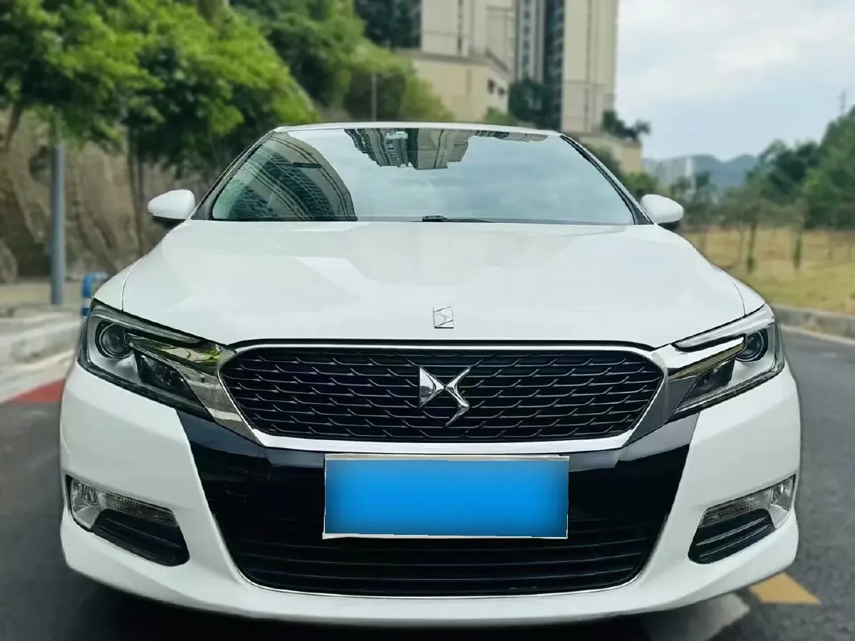 2014 DS 5LS 1.6T 163HP L4 6AT,autocango,china used car exporter,china ev exporter,chinese used car exporter,chinese used ev exporter