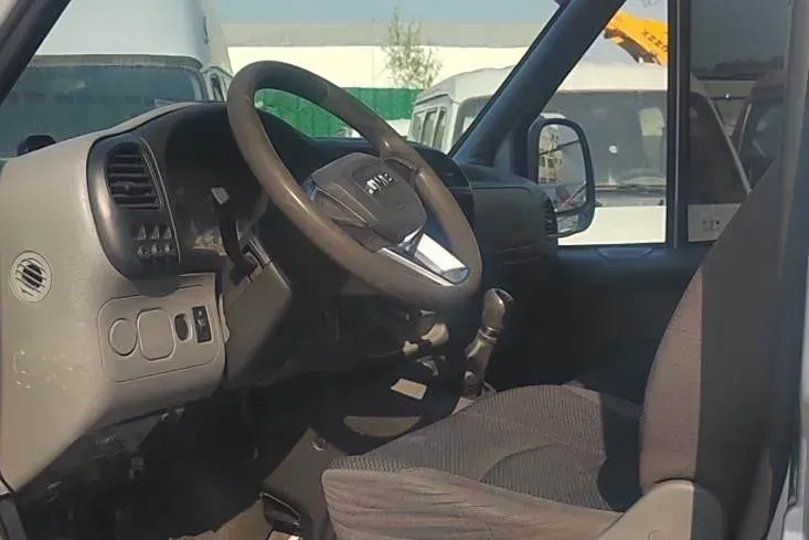 2021 JMC TeShun 2.8T 122HP L4 5MT,autocango,china used car exporter,china ev exporter,chinese used car exporter,chinese used ev exporter