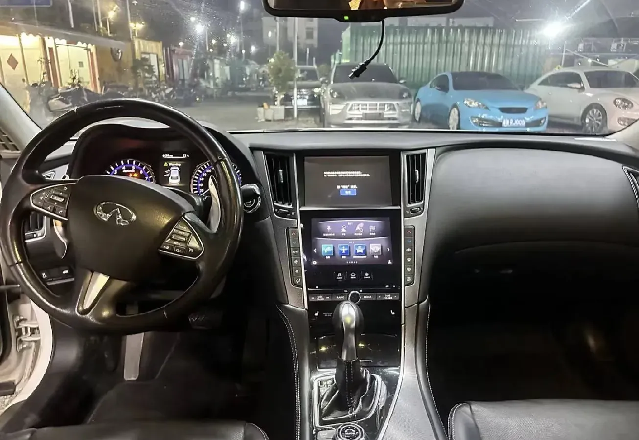 2014 Infiniti Q50 3.7L 351HP V6 7AT,autocango,china used car exporter,china ev exporter,chinese used car exporter,chinese used ev exporter