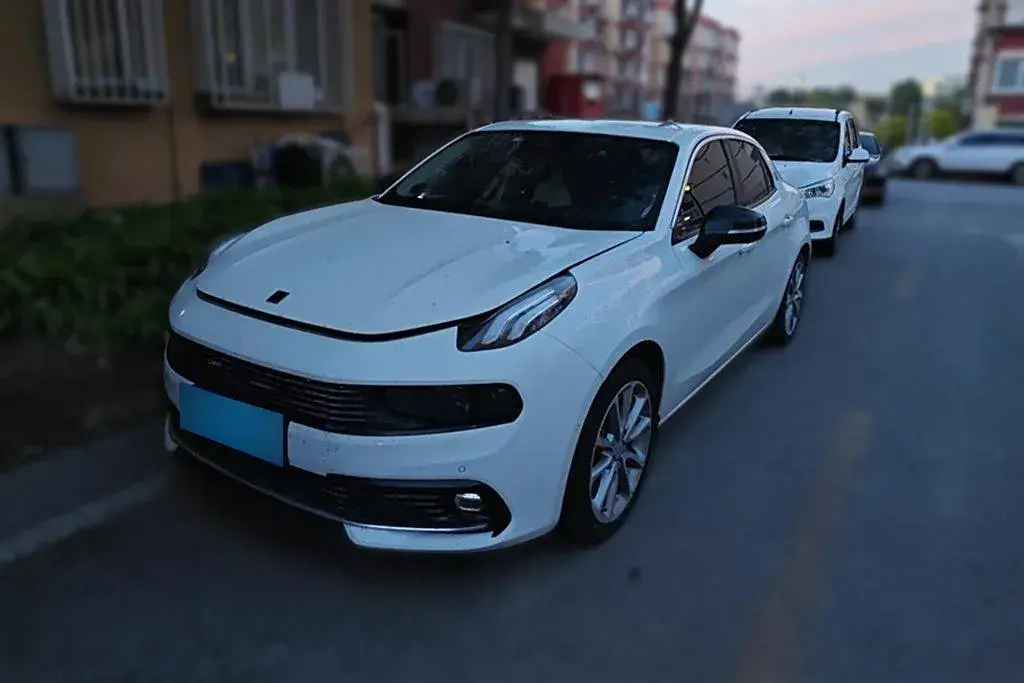 2018 LYNK&CO 03 1.5T 180HP L3 7DCT