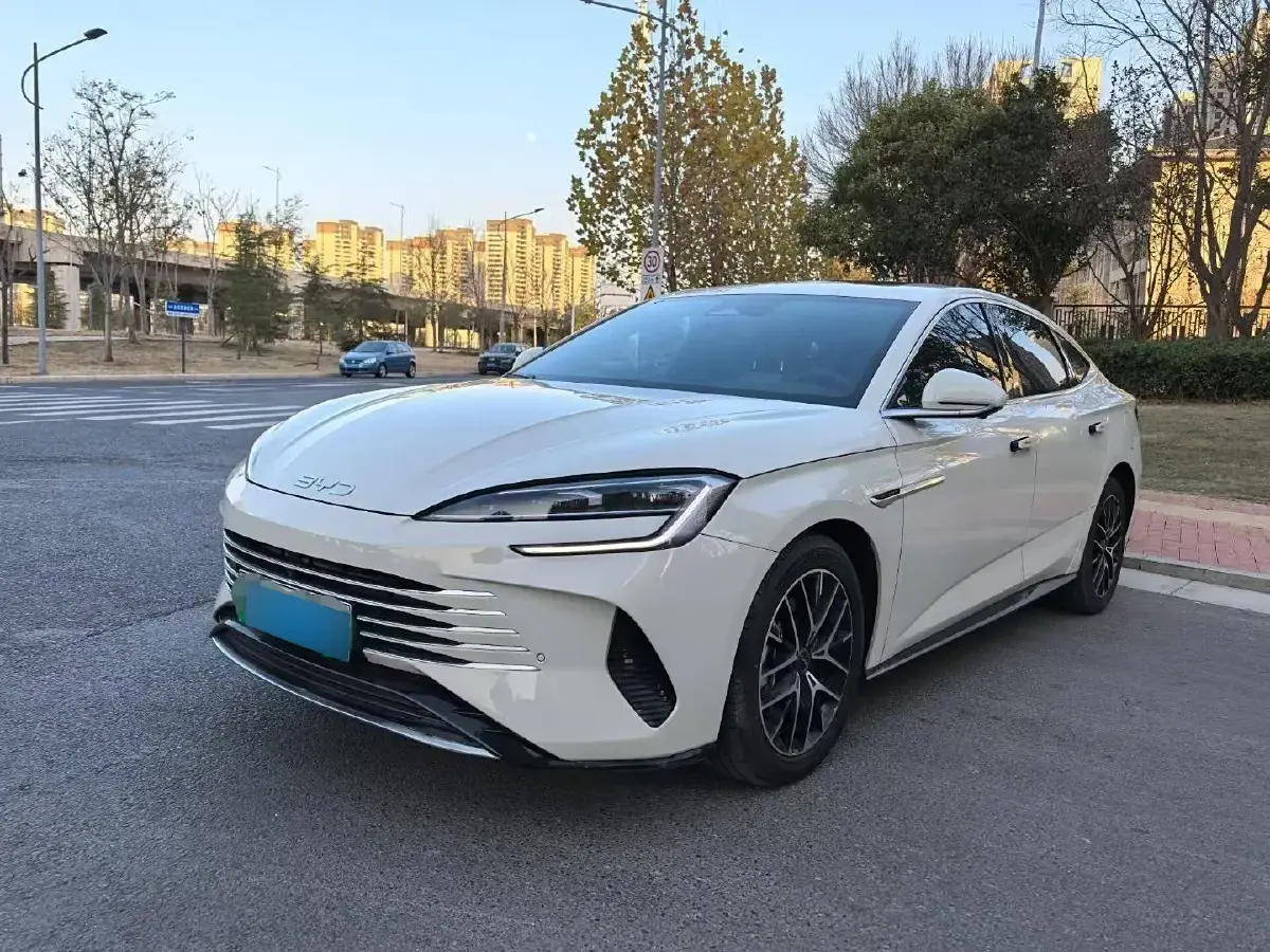 2023 BYD Seal 1.5L 110HP L4 E-CVT PHEV 17.6KWH