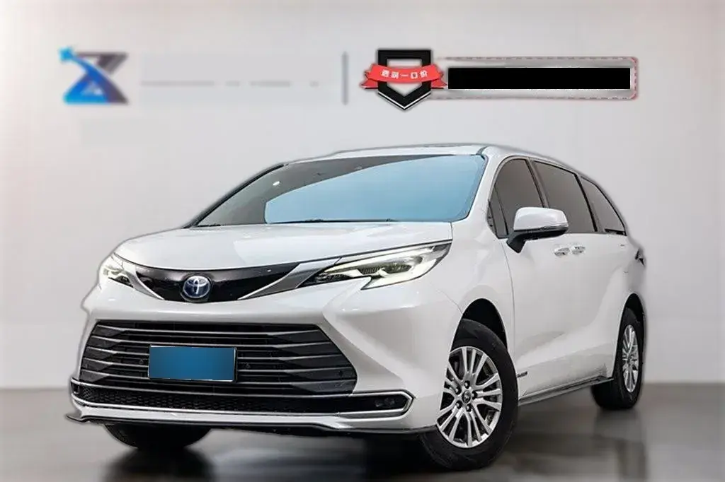 2021 Toyota Sienna 2.5L 192HP L4 E-CVT Hybrid