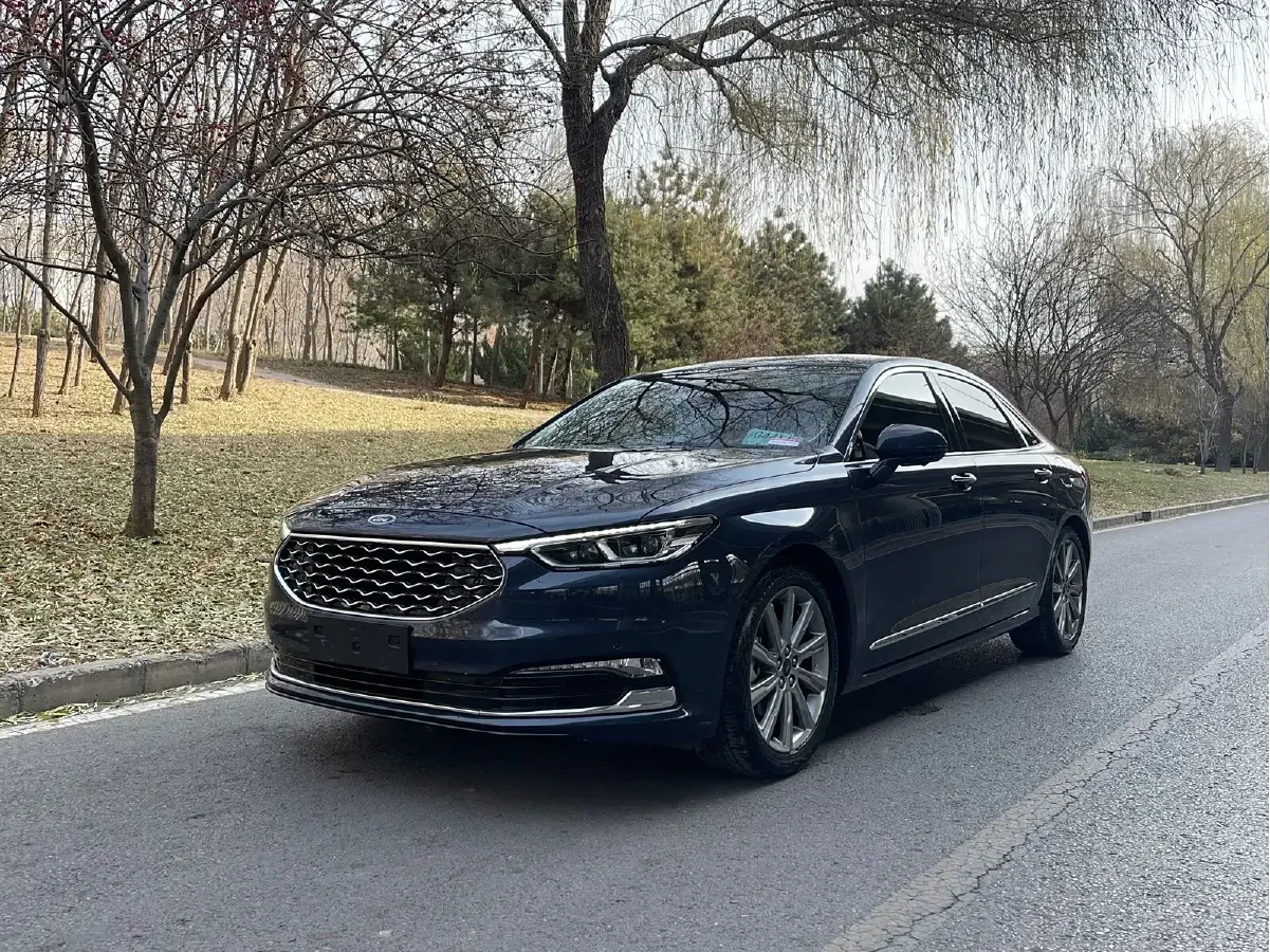 2019 Ford Taurus 2.0T 245HP L4 8AT