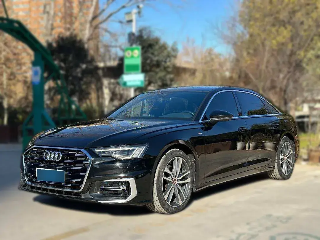 2021 Audi A6L 2.0T 190HP L4 7DCT