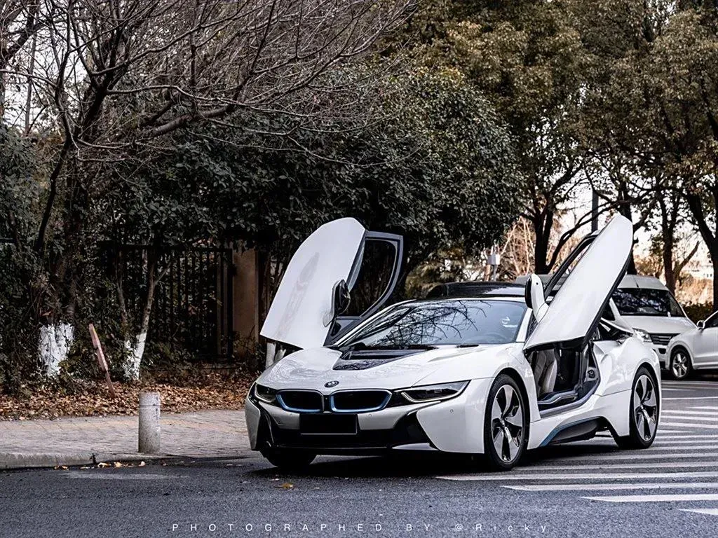 2014 BMW i8 1.5T 231HP L3 6AT PHEV 7.1KWH,autocango,china used car exporter,china ev exporter,chinese used car exporter,chinese used ev exporter