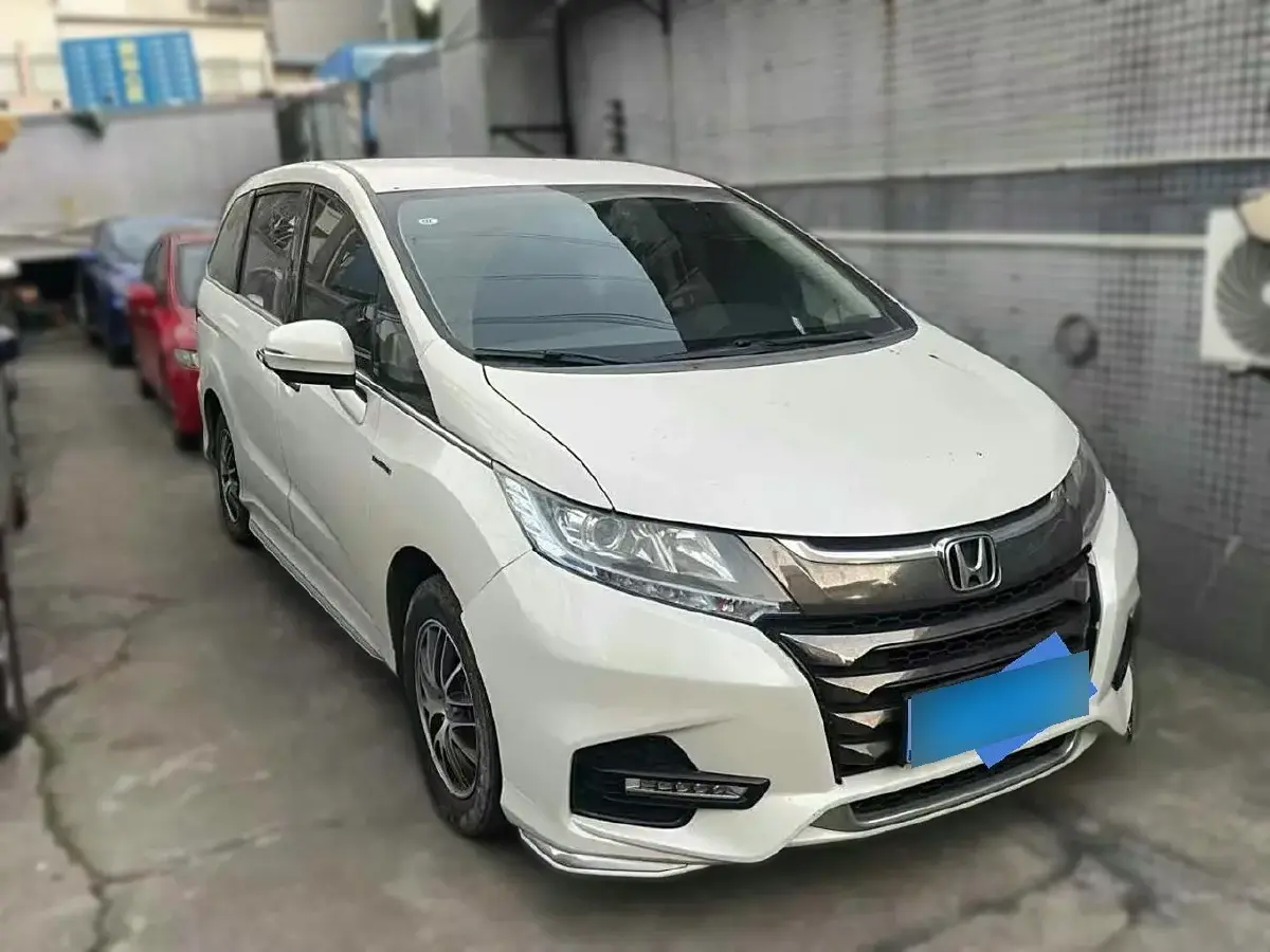 2021 Honda Odyssey 2.0L 146HP L4 E-CVT Hybrid