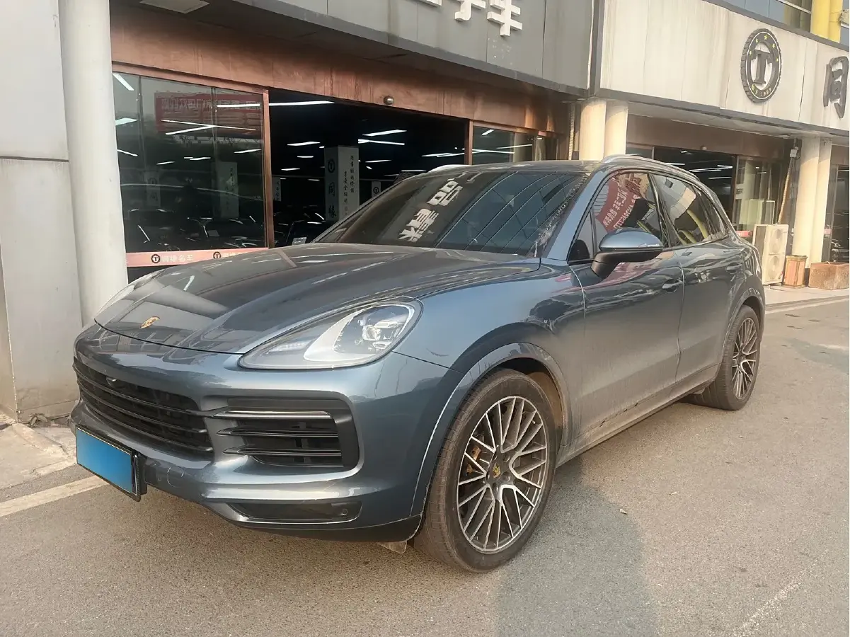 2018 Porsche Cayenne 2.9T 440HP V6 8AT